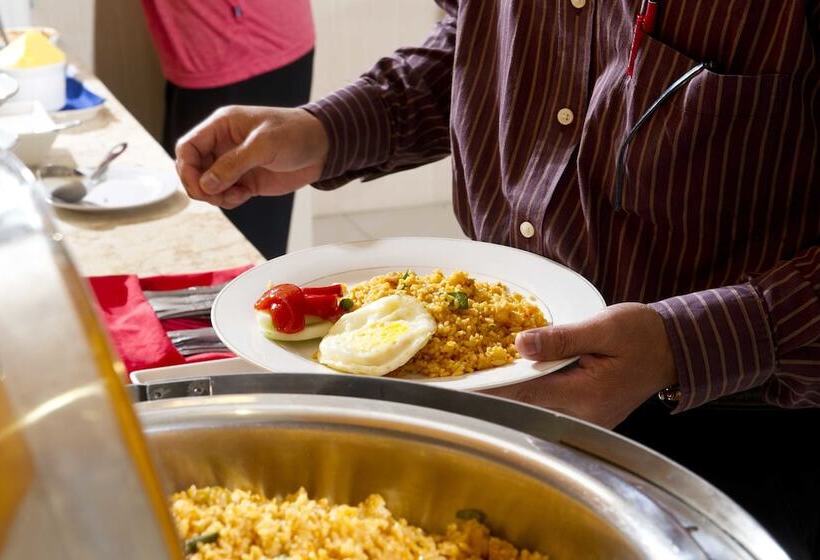 Zuri Express Hotel Pekanbaru