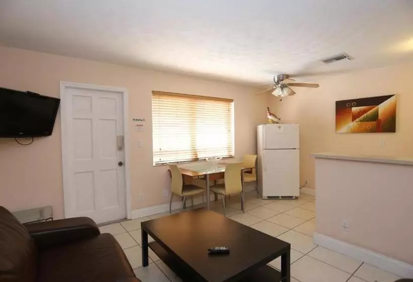 Lauderdale Villas By The Sea