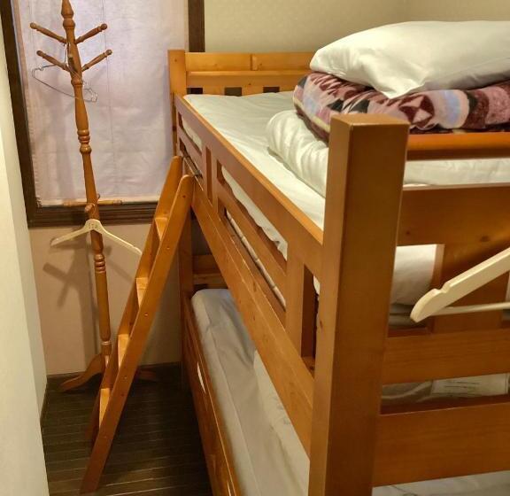 ペンション Iza Kamakura Guest House And Bar