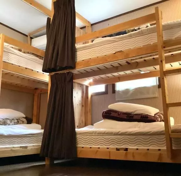 Пансион Iza Kamakura Guest House And Bar