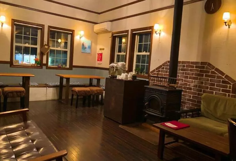 Пансион Iza Kamakura Guest House And Bar