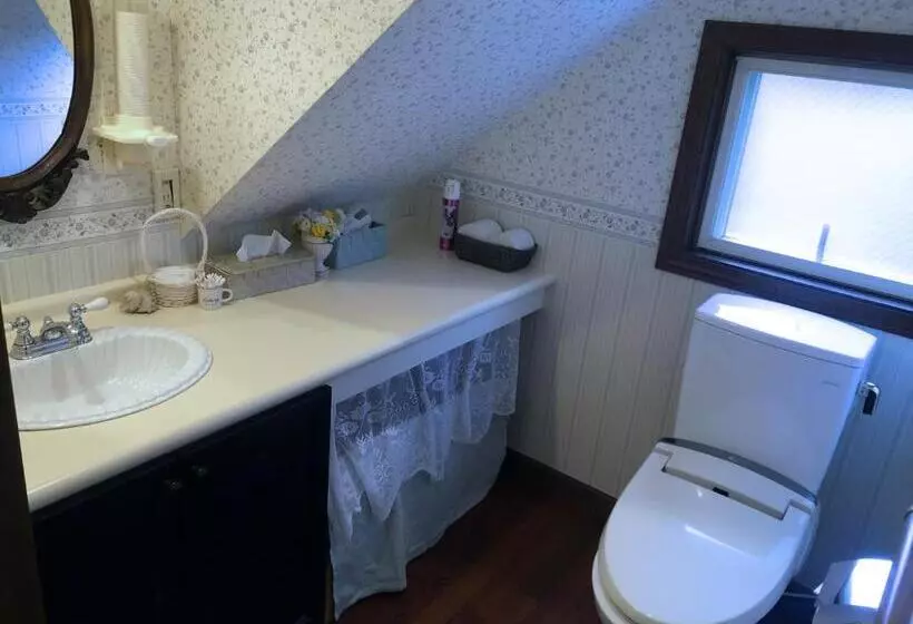 Пансион Iza Kamakura Guest House And Bar