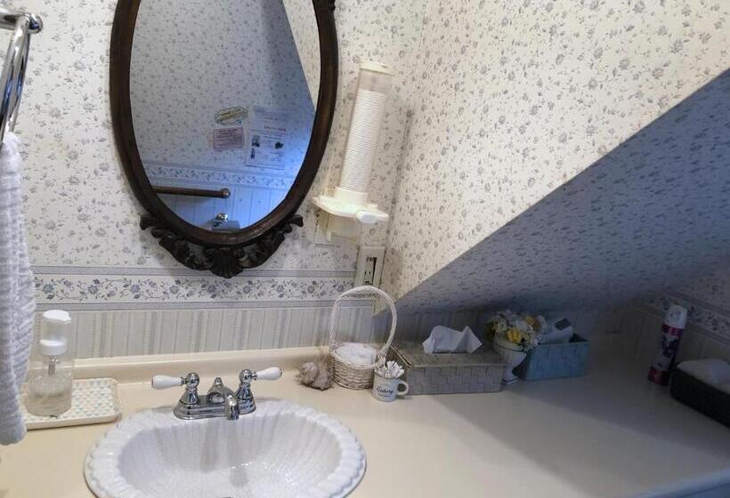 ペンション Iza Kamakura Guest House And Bar