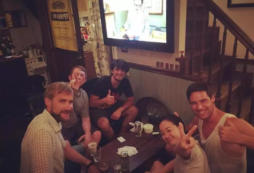 Пансион Iza Kamakura Guest House And Bar