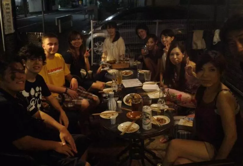 Пансион Iza Kamakura Guest House And Bar