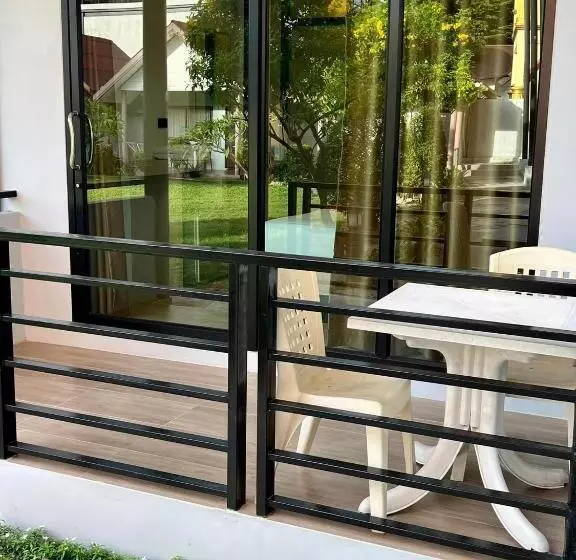 Phi Phi Rimlay Resort