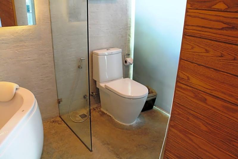 Sea Two Pool Villa Resort Pattaya