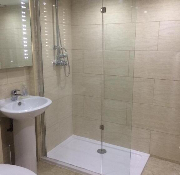 Bed and Breakfast Admiral Guest House