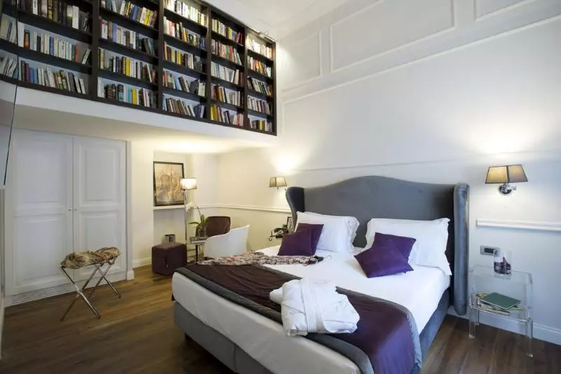 تختخواب و صبحانه Relais Leone