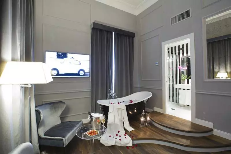 تختخواب و صبحانه Relais Leone