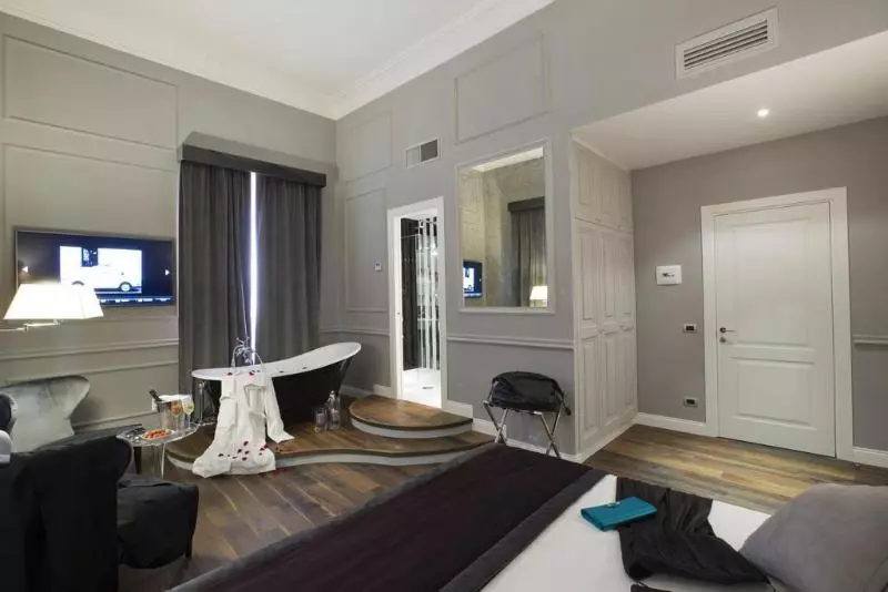 تختخواب و صبحانه Relais Leone