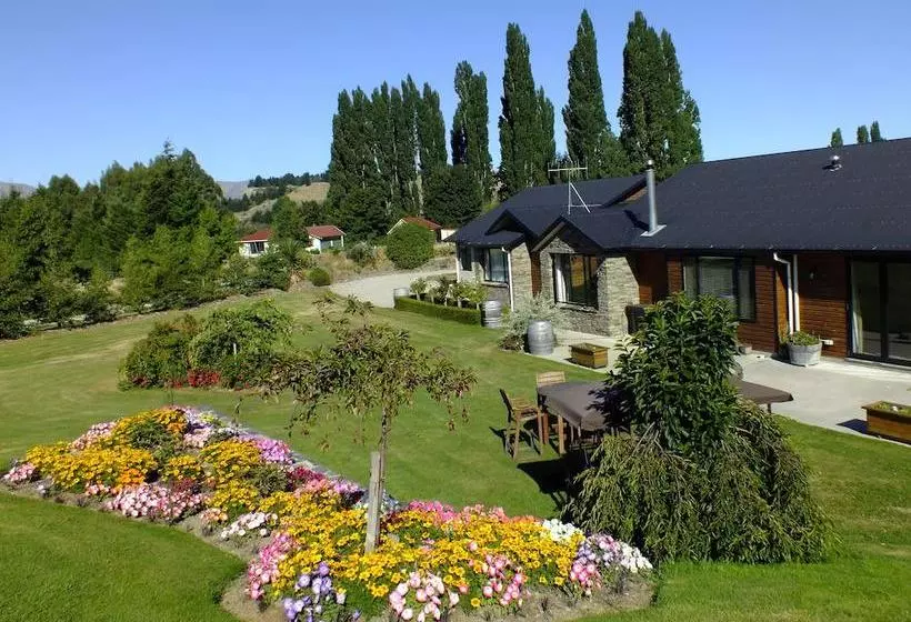 민박 Wanaka Alpine Lodge