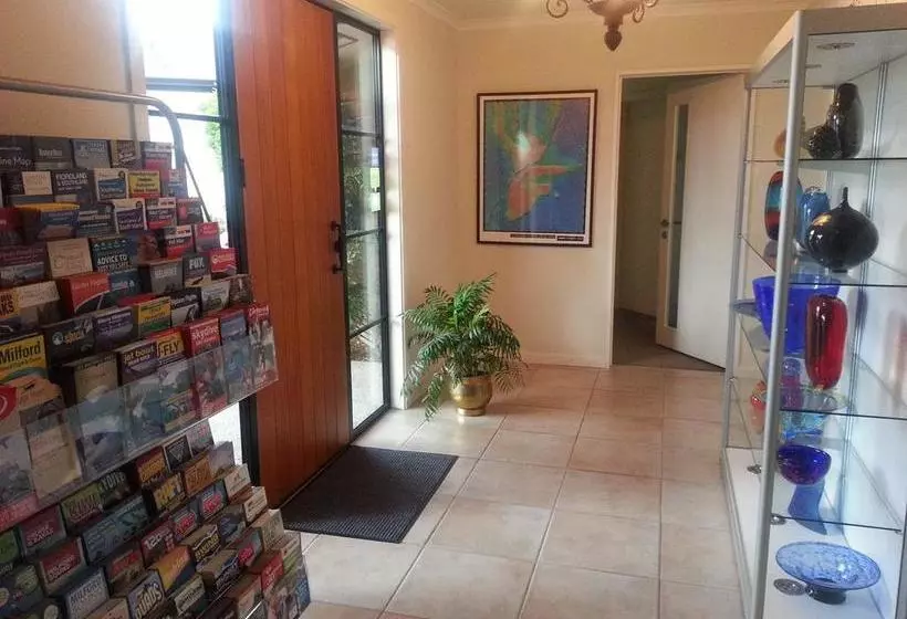 민박 Wanaka Alpine Lodge