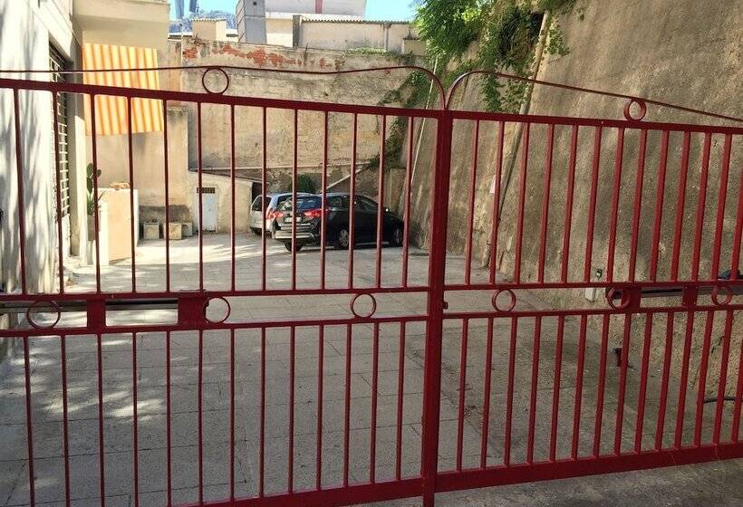 هتل Baronetto B&b