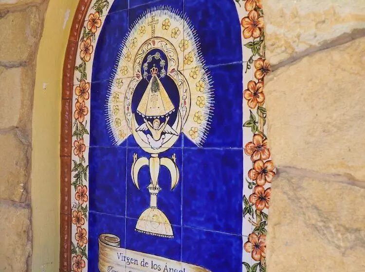 هتل Catedral Casa Cornejo