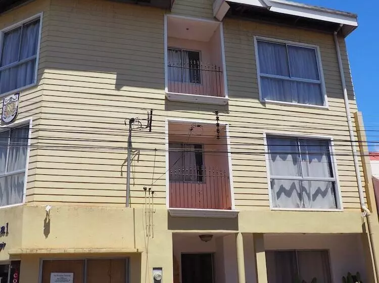 هتل Catedral Casa Cornejo