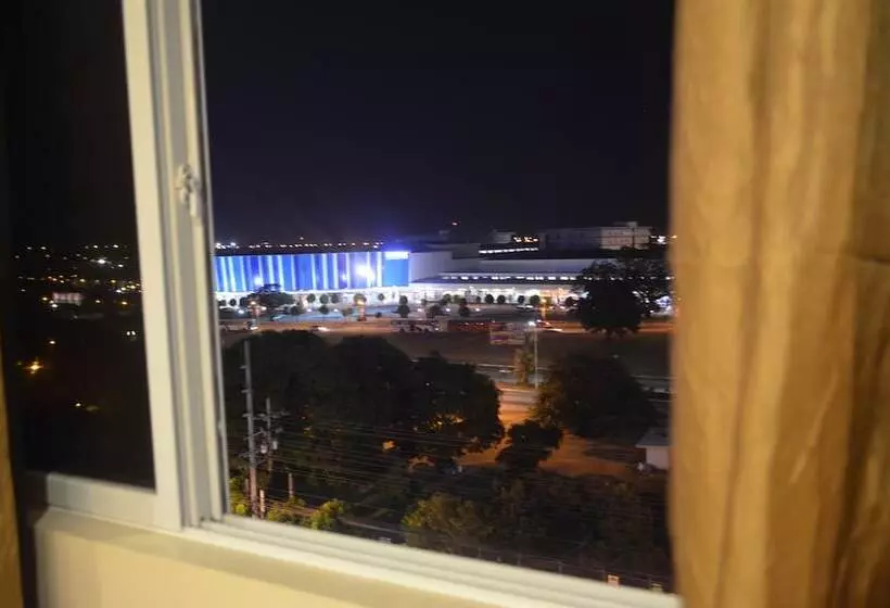 호텔 Clark Imperial