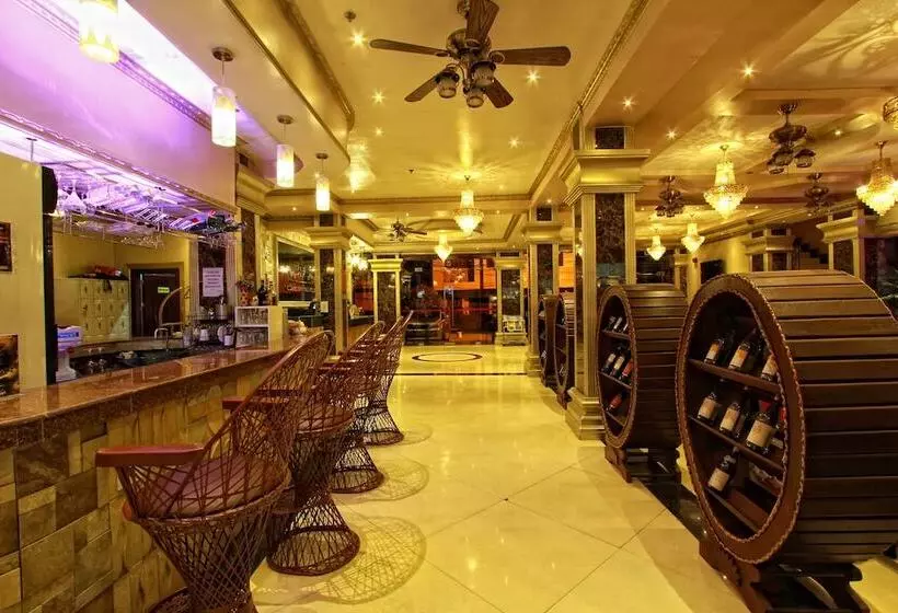 호텔 Clark Imperial