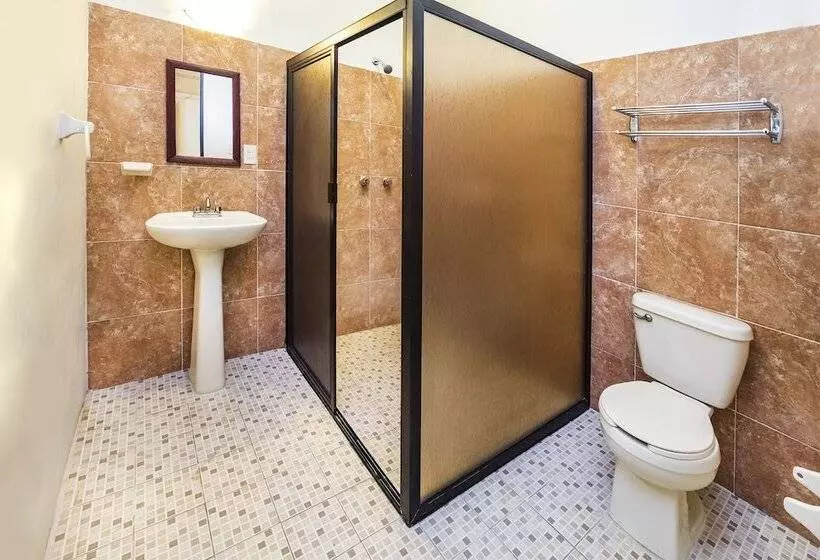 호텔 Hostal El Patio