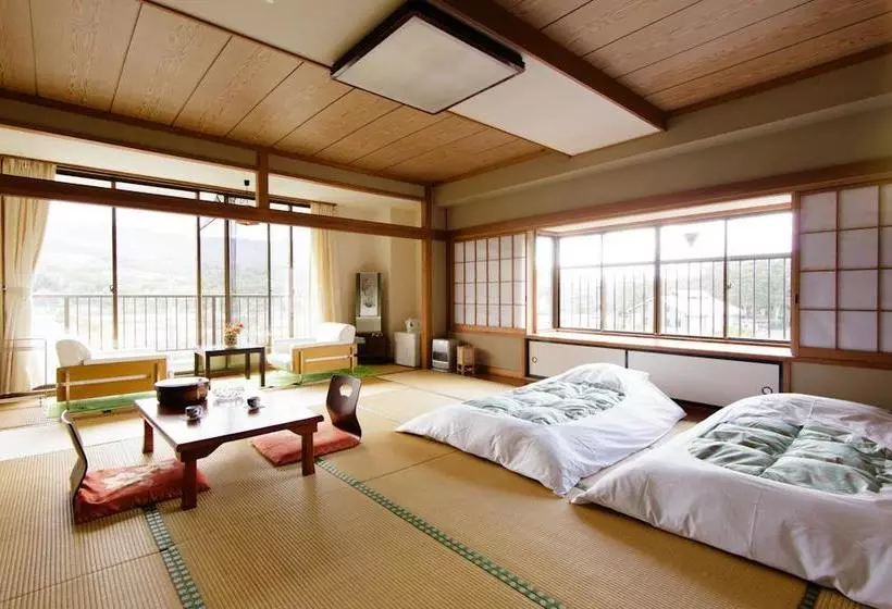 בית מלון כפרי Mifuji