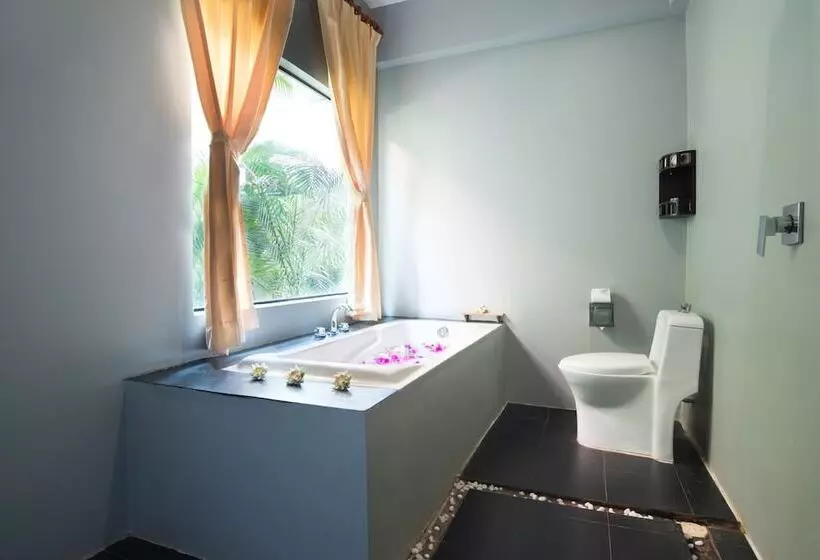 هتل Skor Boutique