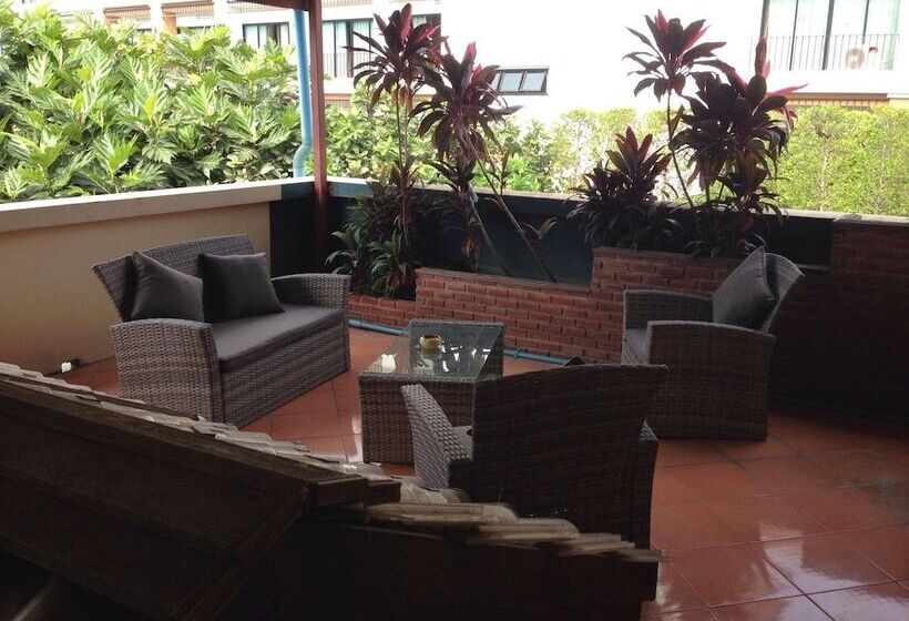 ホテル The Irish Clock