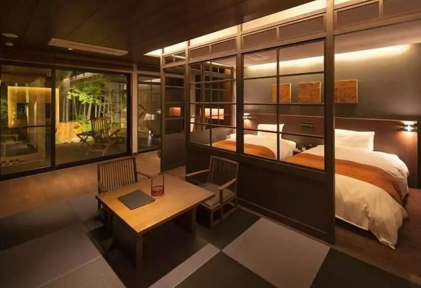 호텔 Ufufu Village