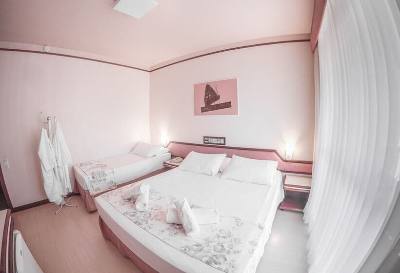 בית מלון כפרי Vila Germanica