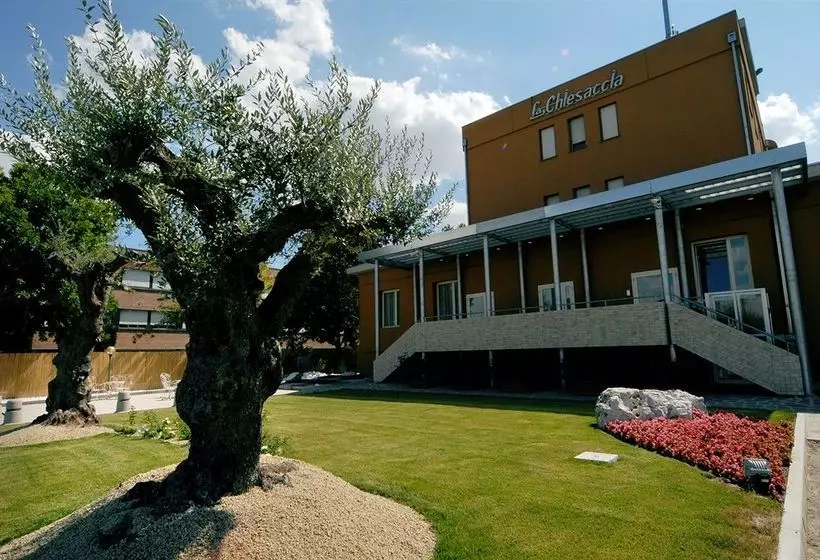 Отель La Chiesaccia  Ristorante