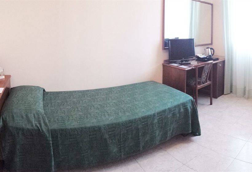 בית מלון כפרי La Chiesaccia  Ristorante