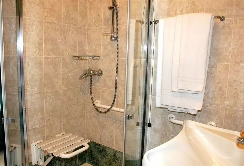 Отель La Chiesaccia  Ristorante