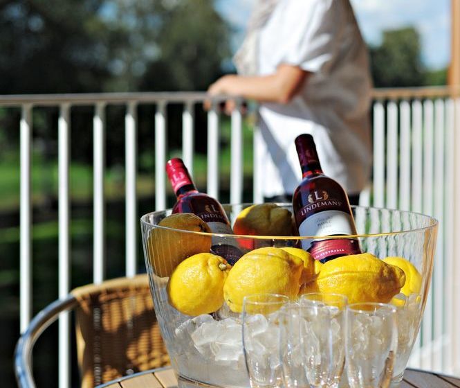 호텔 First  Lindö Park