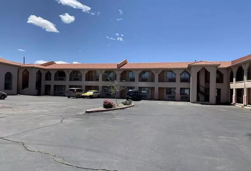 مُتل Luxury Inn