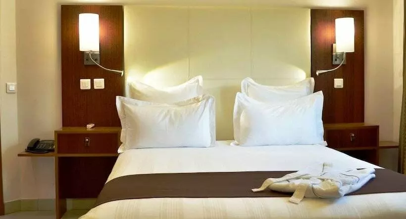 Nomad Suites Residence