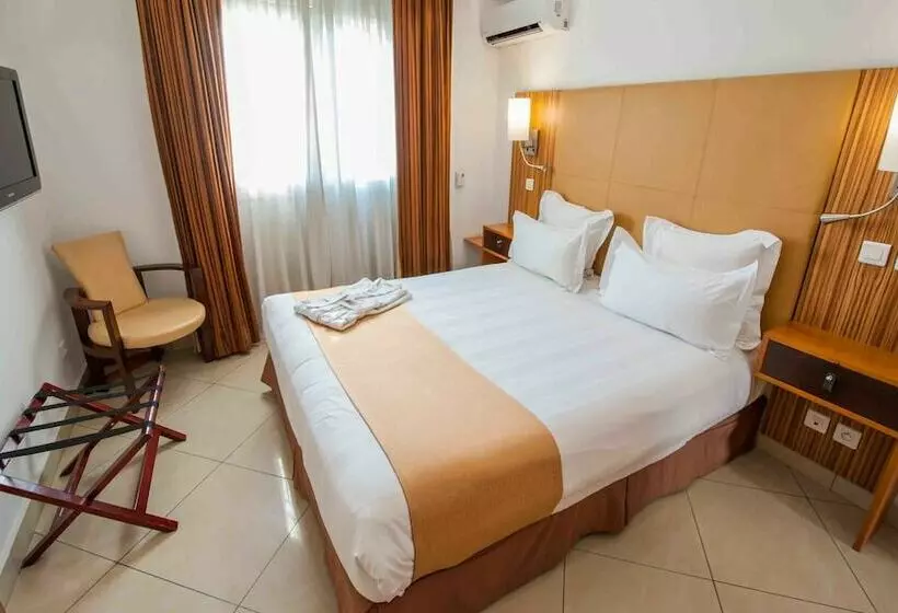 Nomad Suites Residence