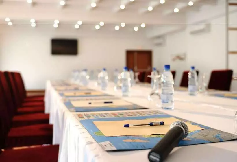 Nomad Suites Residence