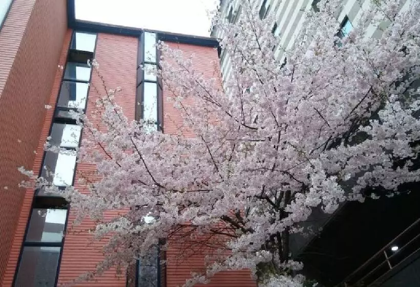 Oppa Hostel Sinchon Hongdae