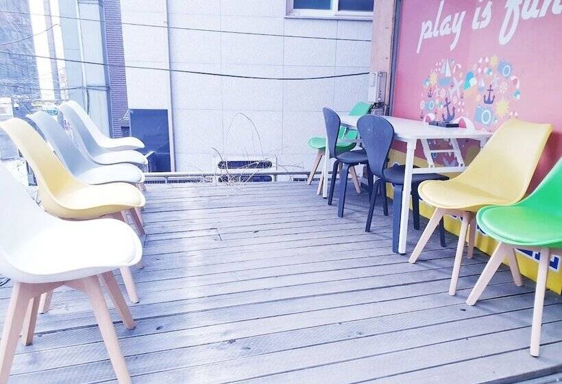 Oppa Hostel Sinchon Hongdae