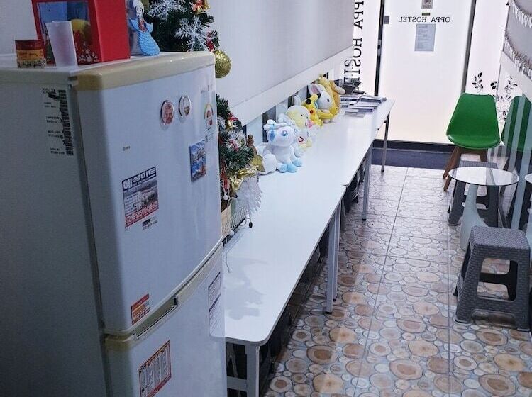 Oppa Hostel Sinchon Hongdae