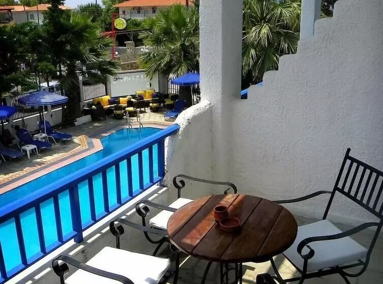 Pensão Ariadni Blue