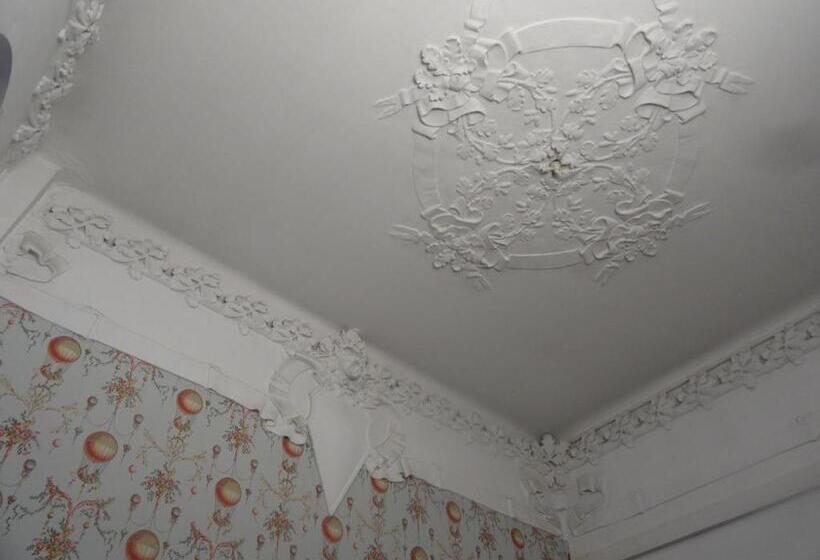 Majatalo Guesthouse La Briosa Nicole