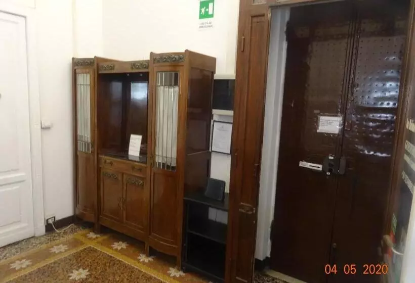 پانسیون Guesthouse La Briosa Nicole