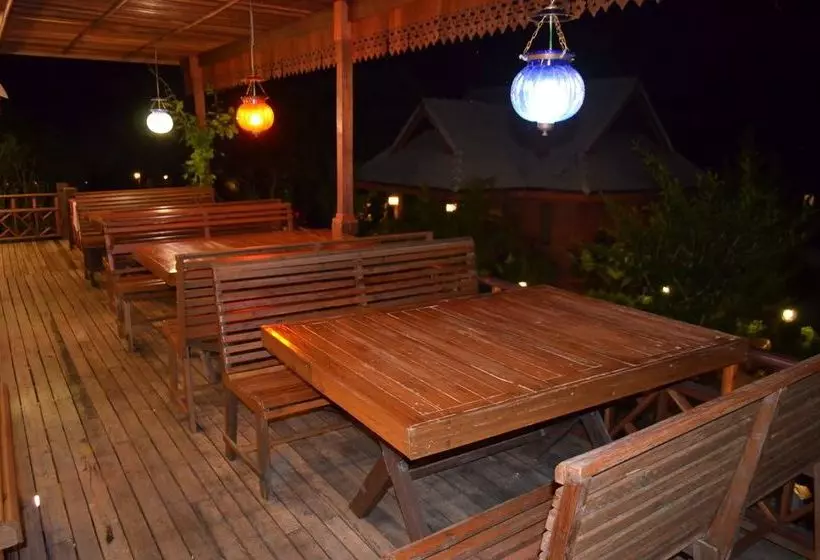 Pensió Phusangtawan Resort