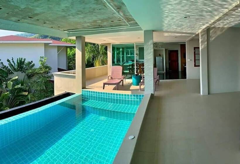 Kurort  Grand Bleu Ocean View Pool Suite