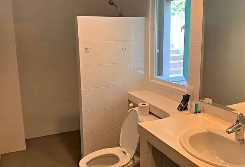 Kurort  Grand Bleu Ocean View Pool Suite