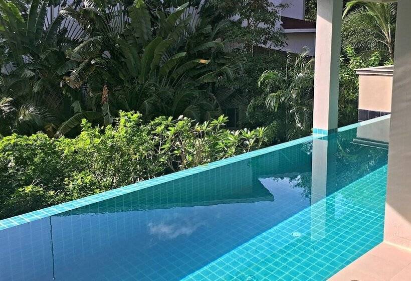 Resort Otel Grand Bleu Ocean View Pool Suite