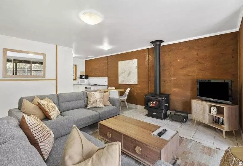 Split Point Cottages