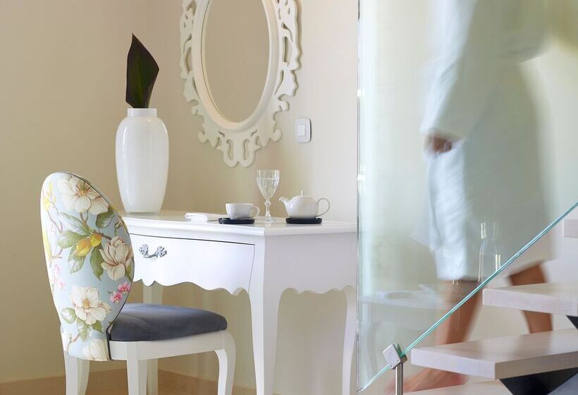 Anemos Luxury Grand Resort