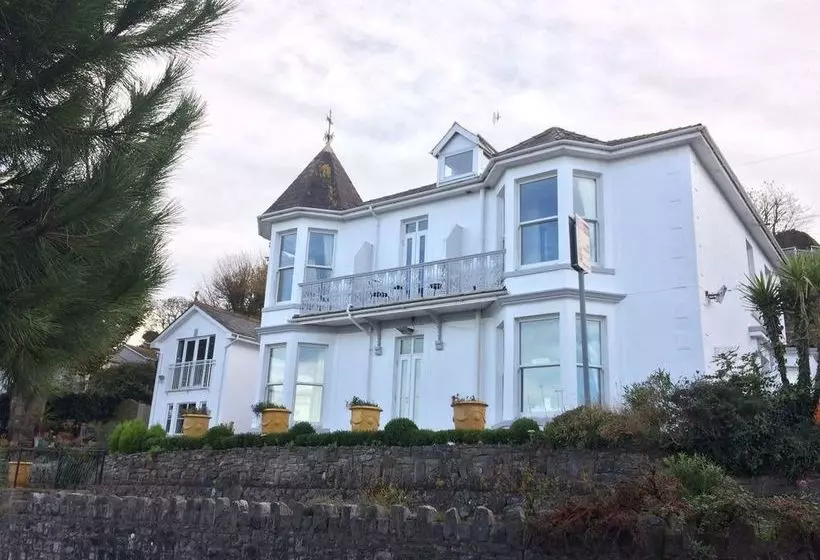 ベッドアンドブレックファースト The Shoalstone