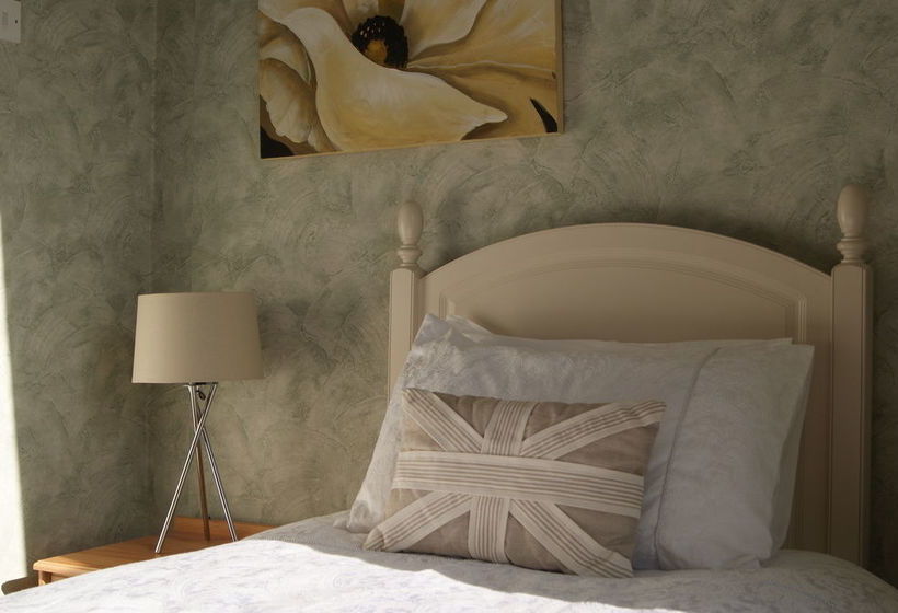 ベッドアンドブレックファースト The Shoalstone